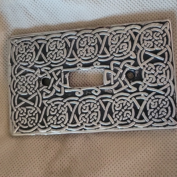 Fellowship Foundry Pewter Other - Celtic Knot Fellowship Foundry switch plate